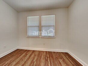 2987 Hill Valley Ln in Jacksonville, FL - Building Photo - Building Photo