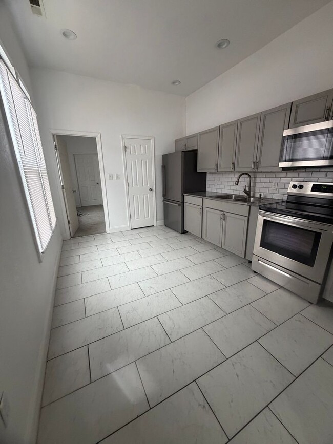 608 E Missouri Ave in St. Joseph, MO - Building Photo - Building Photo