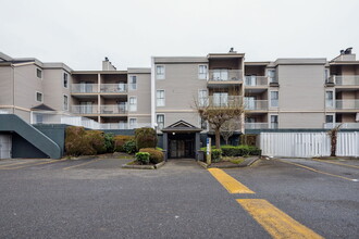 Clipper Cove in Richmond, BC - Building Photo - Building Photo