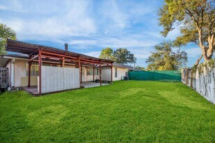 3615 Kingston Vale Dr in Houston, TX - Building Photo