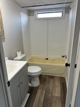 0 Acorn Village Ln in Waverly, TN - Foto de edificio - Building Photo