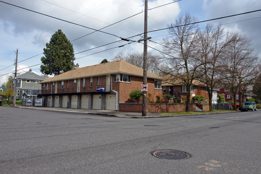 939 N Alberta St in Portland, OR - Building Photo