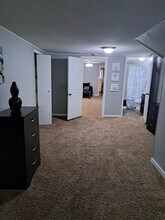 1918 N 9th St, Unit Collett Park Retreat in Terre Haute, IN - Building Photo - Building Photo