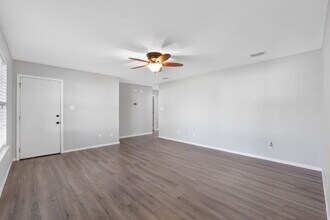 908 Emily Cir in Fort Walton Beach, FL - Building Photo - Building Photo