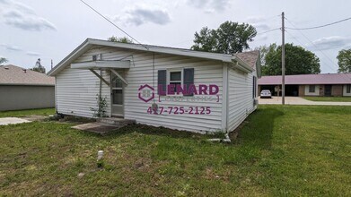 446 N Claud Ave in Bolivar, MO - Building Photo - Building Photo
