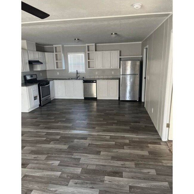 property at 1085 Spring Bay Rd