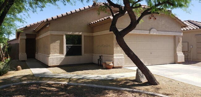 44430 Caven Dr in Maricopa, AZ - Building Photo - Building Photo