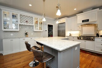 7 Newcastle Pl in Farmington, CT - Building Photo - Building Photo