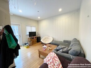 1625 Tremont St, Unit 2A in Boston, MA - Building Photo - Building Photo