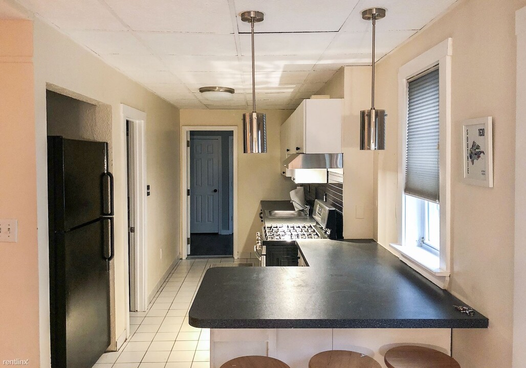 525 E 3rd St in Boston, MA - Building Photo