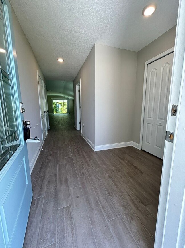 106 Zancara St in St. Augustine, FL - Building Photo - Building Photo