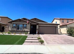 34715 Ribbon Grass Way in Murrieta, CA - Building Photo