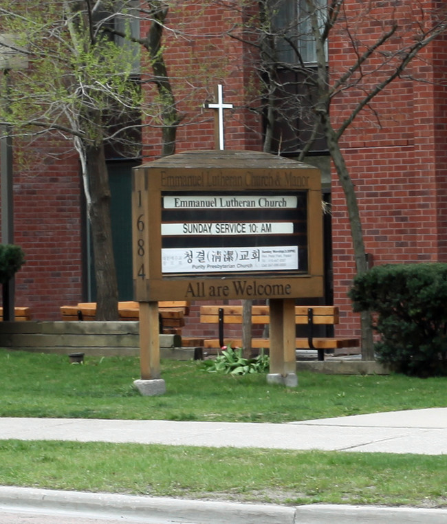 Emmanuel Lutheran Manor in Toronto, ON - Building Photo - Building Photo