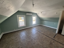 10 Monroe Hwy, Unit 4 in Brooks, ME - Building Photo