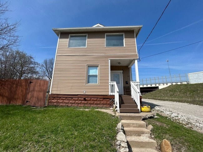 property at 218 Segur Ave