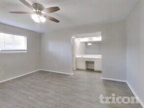 7118 Foxway Ln in Humble, TX - Building Photo - Building Photo