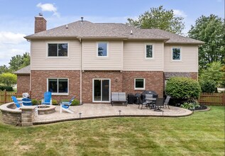 1380 Worchester Dr in Carmel, IN - Building Photo - Building Photo