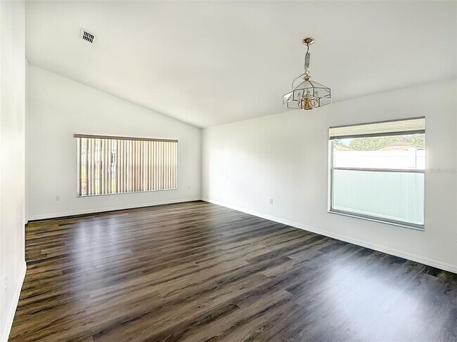 129 Garberia Dr in Davenport, FL - Building Photo - Building Photo
