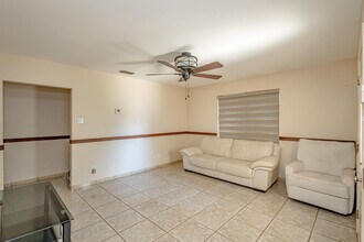 1416 Rd Runner Loop in Laredo, TX - Building Photo - Building Photo