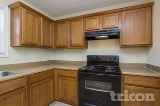 1436 Little Creek Dr in Lawrenceville, GA - Building Photo - Building Photo