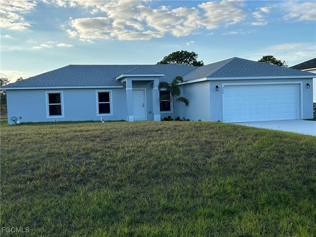 776 Cashmere Ave in Lehigh Acres, FL - Building Photo - Building Photo