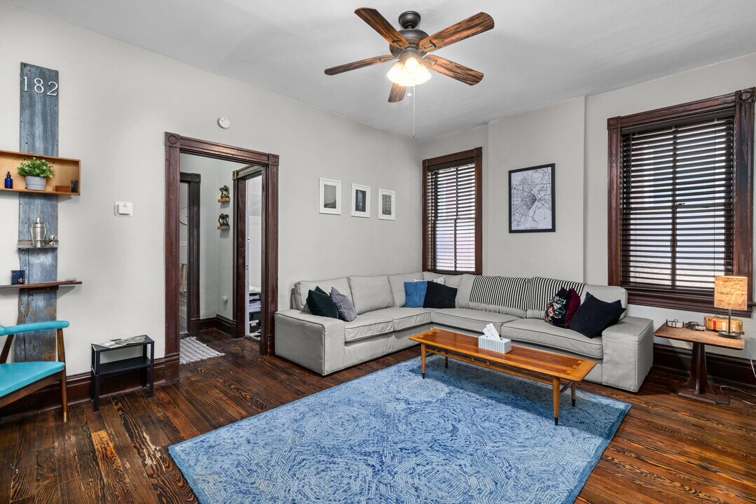 2819 Shenandoah Ave in St. Louis, MO - Building Photo