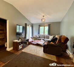 1317 S Diamond Lake Rd in Champlin, MN - Building Photo - Building Photo