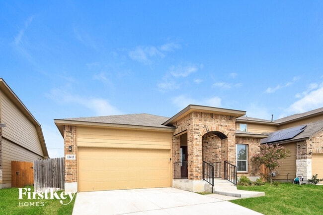 13413 Cadenza Crk in San Antonio, TX - Building Photo - Building Photo