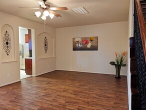 2302 Waterford Park St in Missouri City, TX - Building Photo - Building Photo