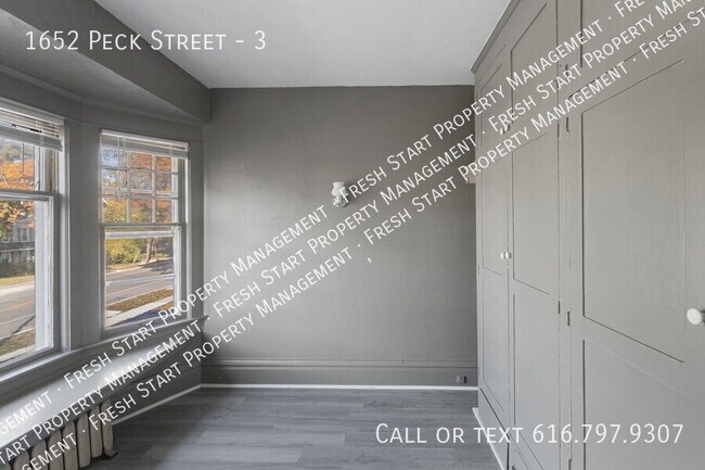 1652 Peck St in Muskegon, MI - Building Photo - Building Photo