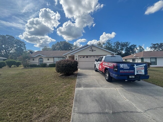 property at 5440 SW 100th Loop