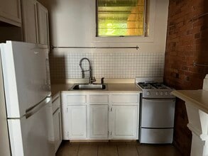 28 Lyon St in New Haven, CT - Building Photo - Building Photo