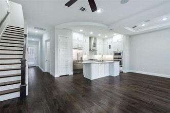 1151 Manacor Ln in Dallas, TX - Building Photo - Building Photo