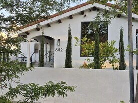 6112 W 6th St in Los Angeles, CA - Building Photo