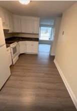 11 Madison Ave in Rochester, NH - Foto de edificio - Building Photo