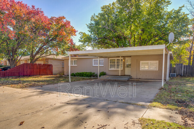 4405 47th St in Lubbock, TX - Building Photo - Building Photo