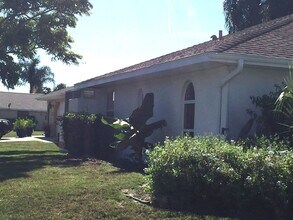 5896 Tyler Rd in Venice, FL - Building Photo - Building Photo