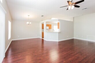 10302 Soaring Eagle Dr in Riverview, FL - Building Photo - Building Photo