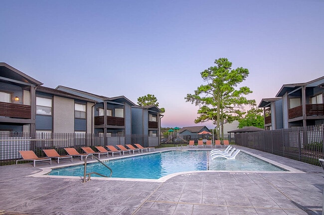 Steepleway Downs in Houston, TX - Foto de edificio - Building Photo