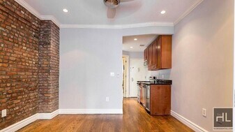 230 E 32nd St in New York, NY - Building Photo