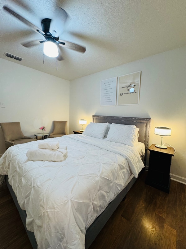property at 213 Palm Dr