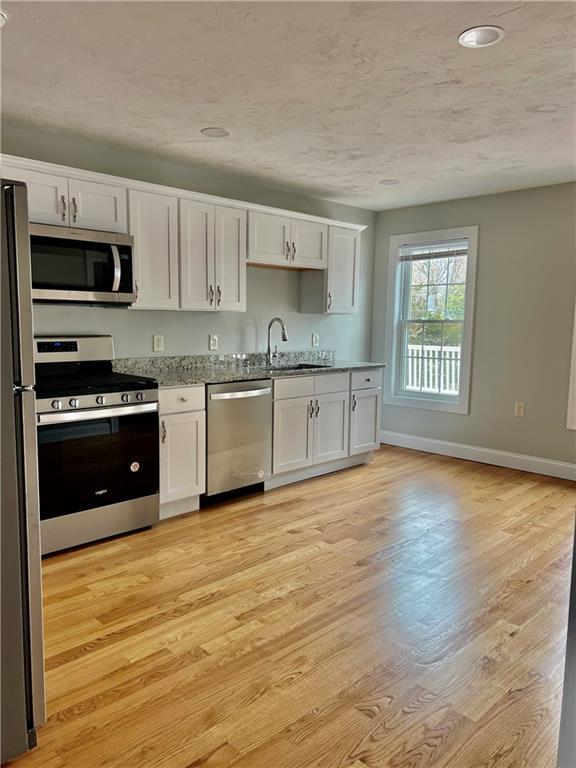 2 Brayton Ct in Cumberland, RI - Building Photo - Building Photo