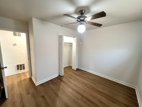 9136 S Anthony Ave in Chicago, IL - Building Photo - Building Photo