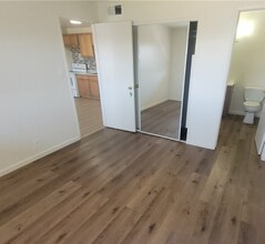 3718 Hazelwood St-Unit -8 in Las Vegas, NV - Building Photo - Building Photo