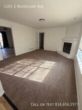 1101 S Woodland Ave in Independence, MO - Building Photo - Building Photo