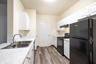 Reserve at Northglenn in Northglenn, CO - Building Photo - Interior Photo
