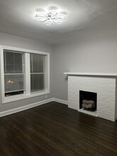 4426 N Bernard St, Unit 2nd Floor in Chicago, IL - Building Photo - Building Photo