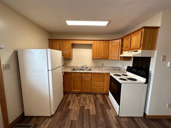 350 N 100 E, Unit 348 in Lagrange, IN - Building Photo - Building Photo