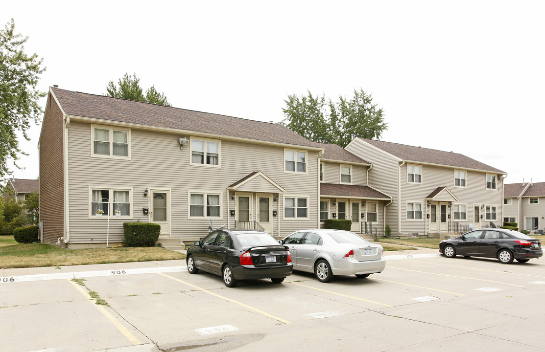 Canterbury Mews Cooperative in Canton, MI - Foto de edificio