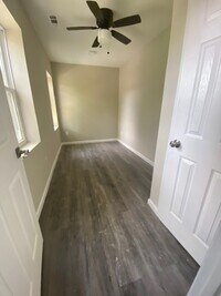 1900 Druid Hill Ave photo'